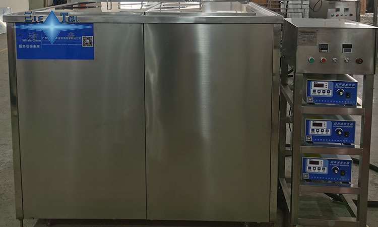 超聲波清洗機在塑料行業(yè)的應用，如何去除各種污漬？