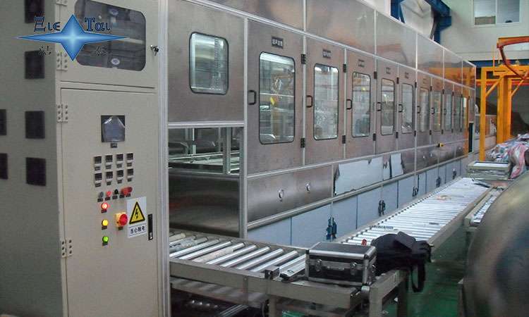 超聲波清洗機(jī):確保軌道交通部件安全運(yùn)行和延長壽命的利器 超聲波清洗機(jī):確保軌道交通部件安全運(yùn)行和延長壽命的利器