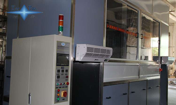 超聲波清洗機：提升工業(yè)挖掘機金屬部件清潔效果與使用壽命